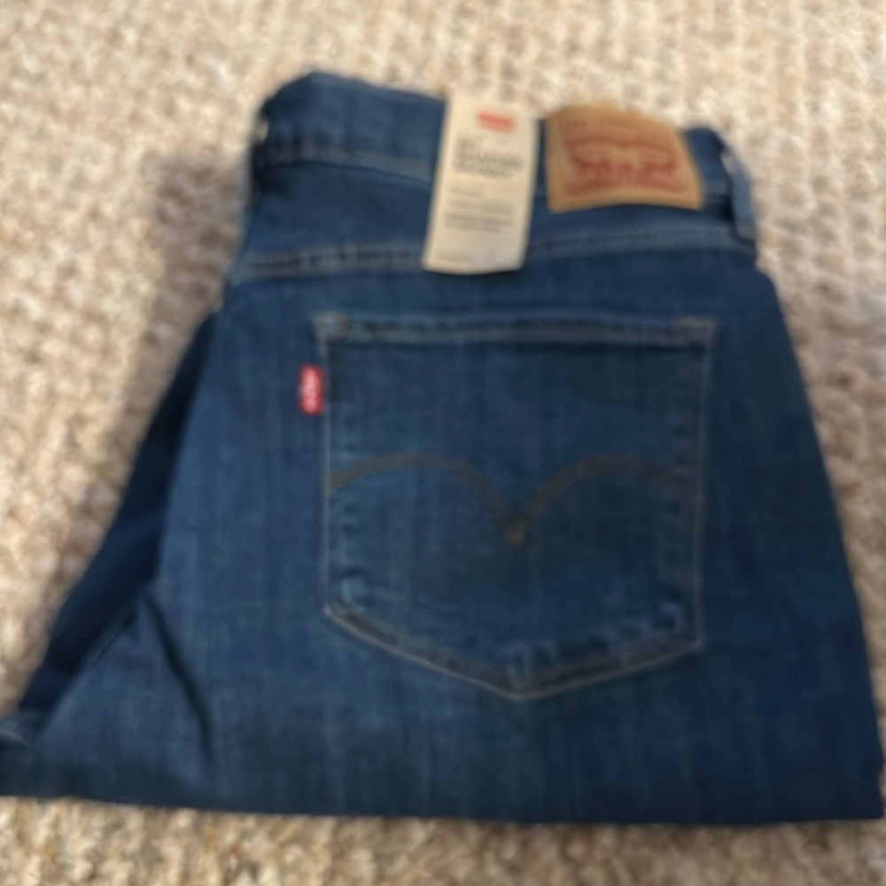 Levi’s jeans 311 shaping skinny jeans NWT 33x30